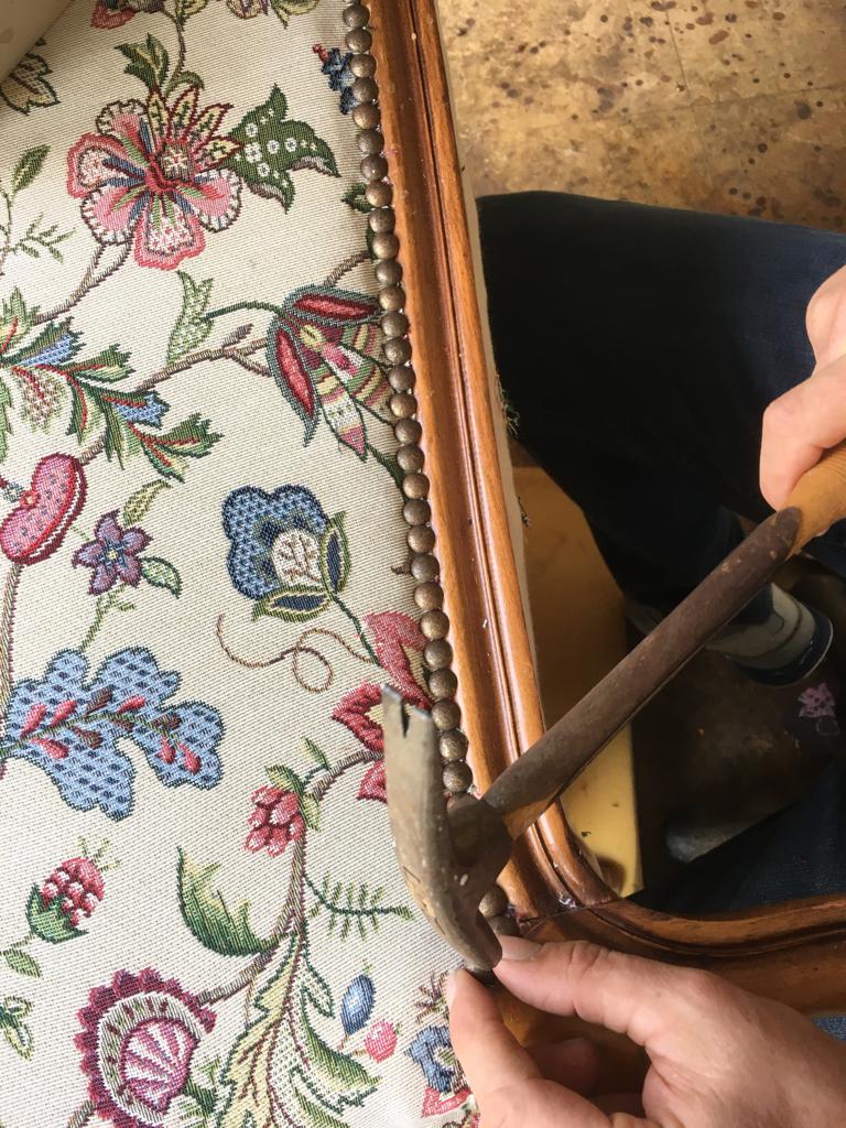 Réparation fauteuil – Rempaillage, cannage et tapisserie